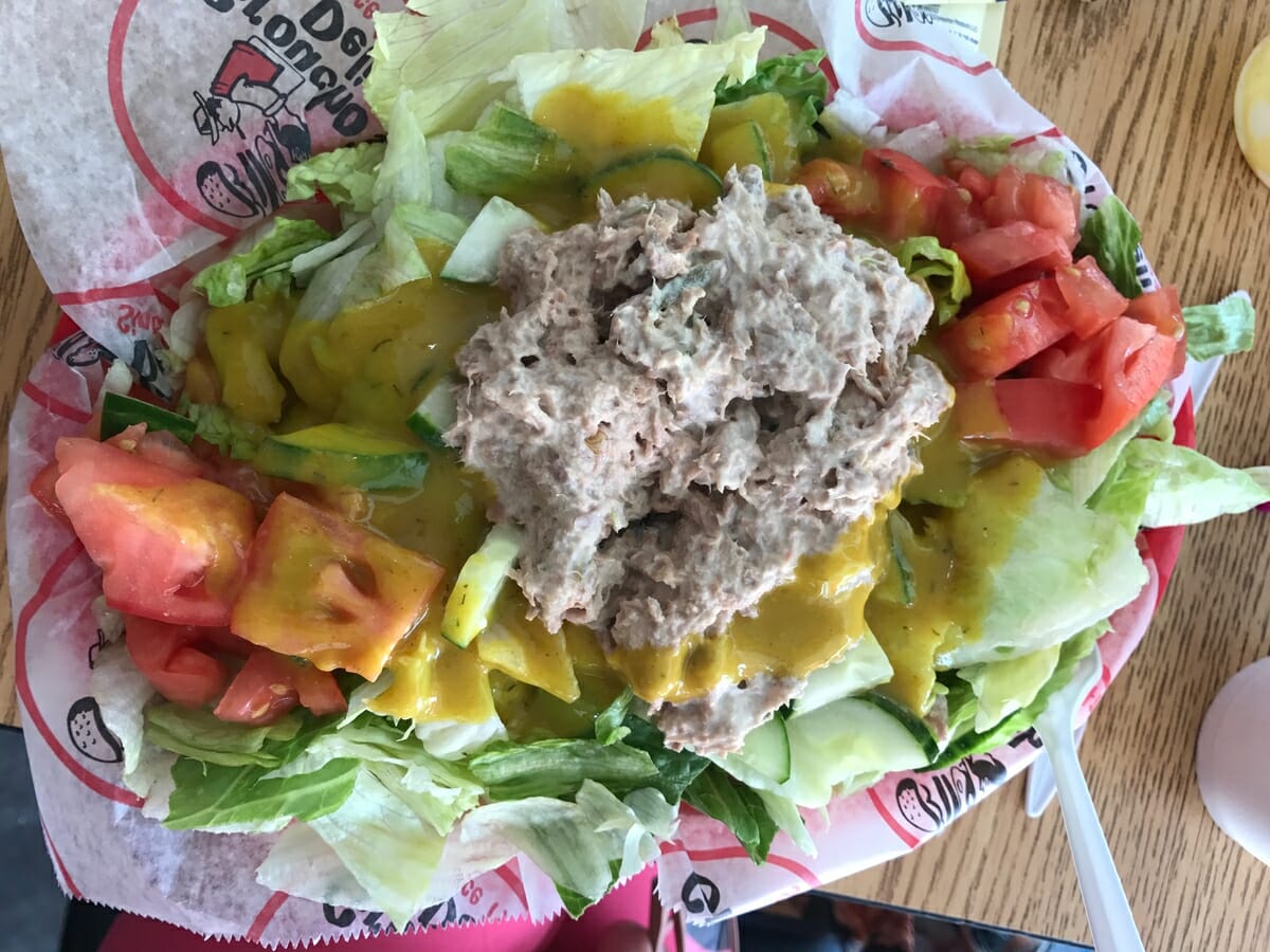 Tuna salad plate